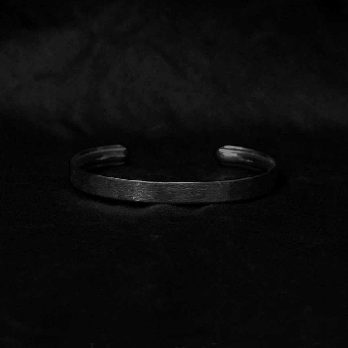 EX BOLD Bangle — 10K Bitter Gold